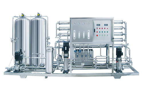 某水廠采購(gòu)3T/H反滲透+灌裝線設(shè)備(圖) 某水廠采購(gòu)3T/H反滲透+灌裝線設(shè)備(圖)